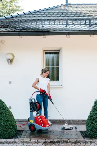 Profi-Clean – Twój partner czystości - Sprzątanie obiektowe i po budowie, wypożyczalnia i sprzedaż urządzeń czyszczących